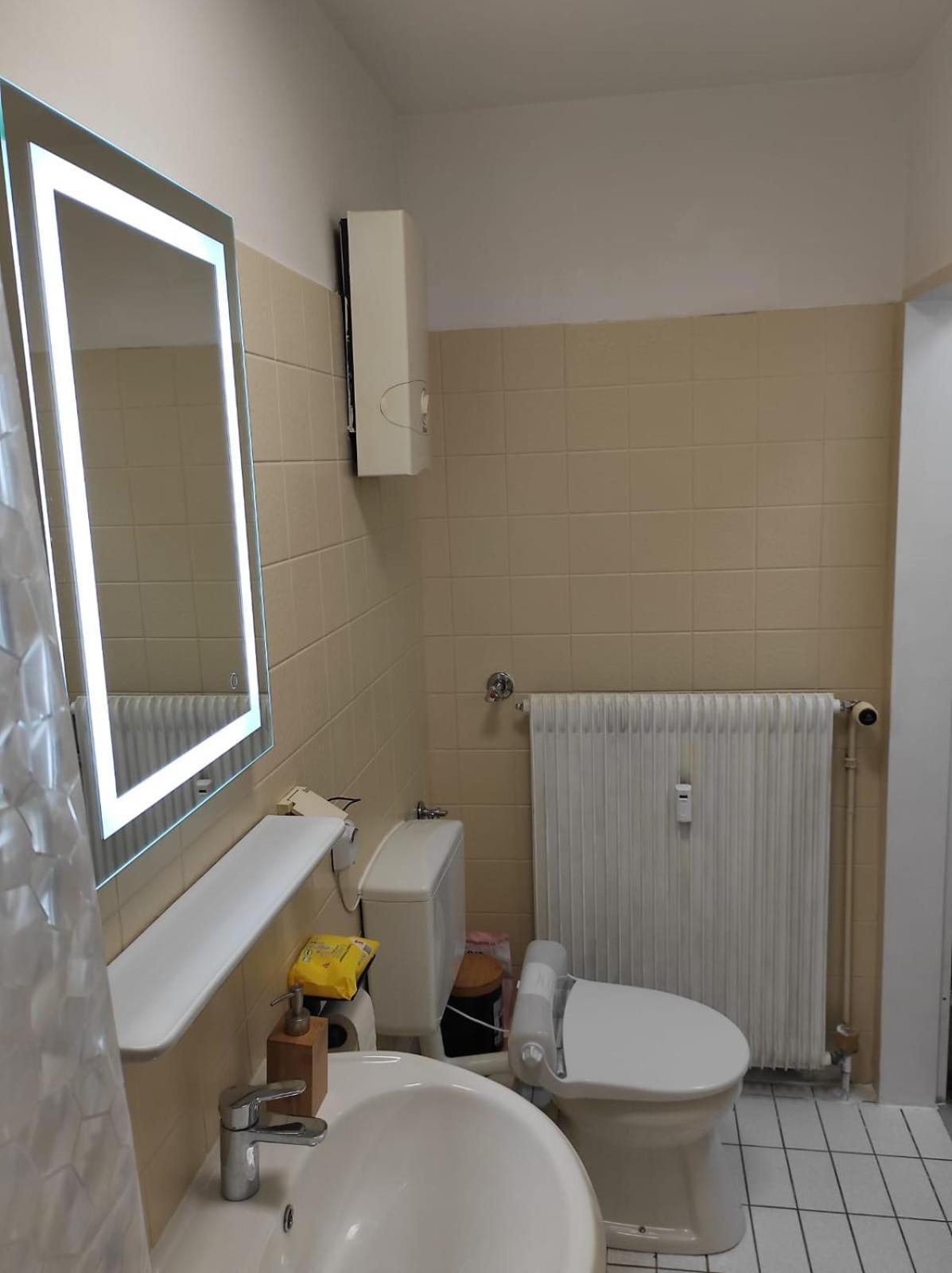 Ferienwohnung Im Zentrum Von Oberhausen Inklusive Wlan Exterior photo